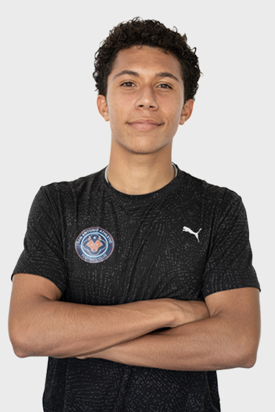 Gavin Tucker : coach